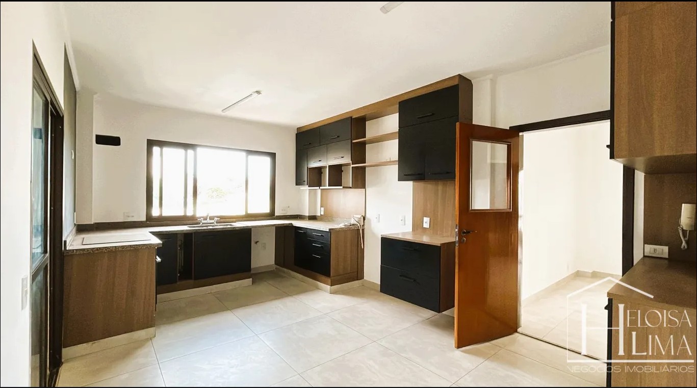 Apartamento no centro de Vinhedo. à Vinhedo/SP